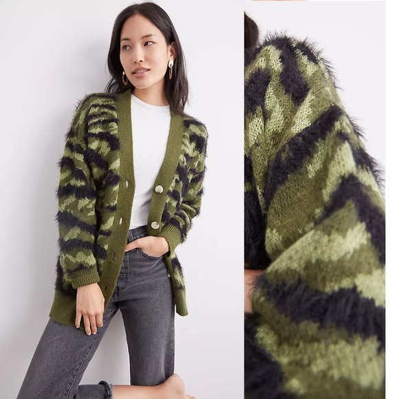 Anthropologie Sweaters - Anthropologie Konstanz Tufted Eyelash Cardigan